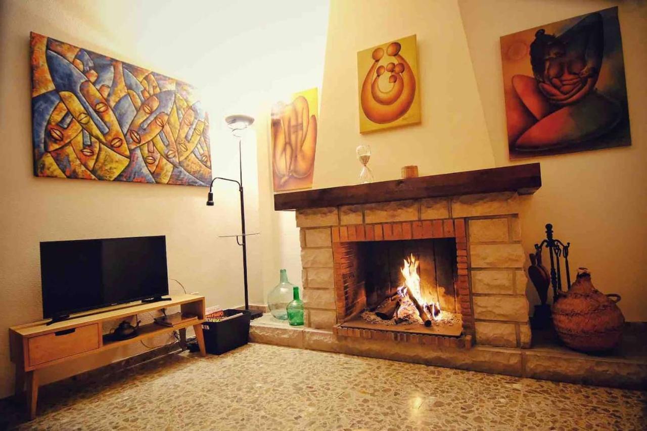 Casa Rural “Ca Robert” Кальйоза-д'ен-Саррія Екстер'єр фото